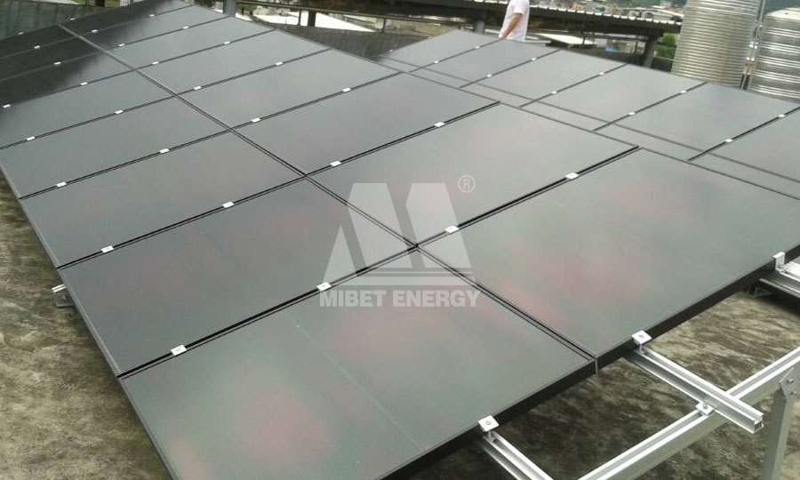 staffe di montaggio del tetto del pannello solare in Cina