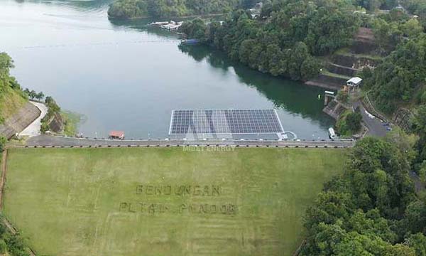 Mibet fornisce un sistema galleggiante per il progetto solare PLN in Indonesia